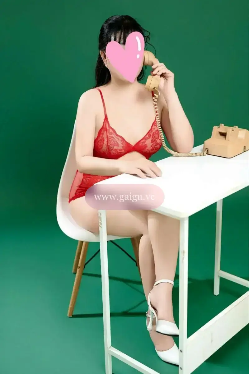 Bảo Ngọc_ Làm tình cực phê, chiều khách hết mình