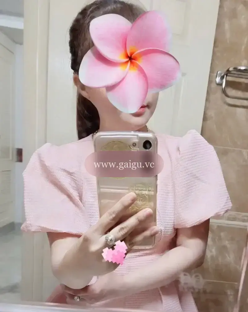 Ngọc Nhi- em tươi xanh, thơm ngon bổ rẻ!!!