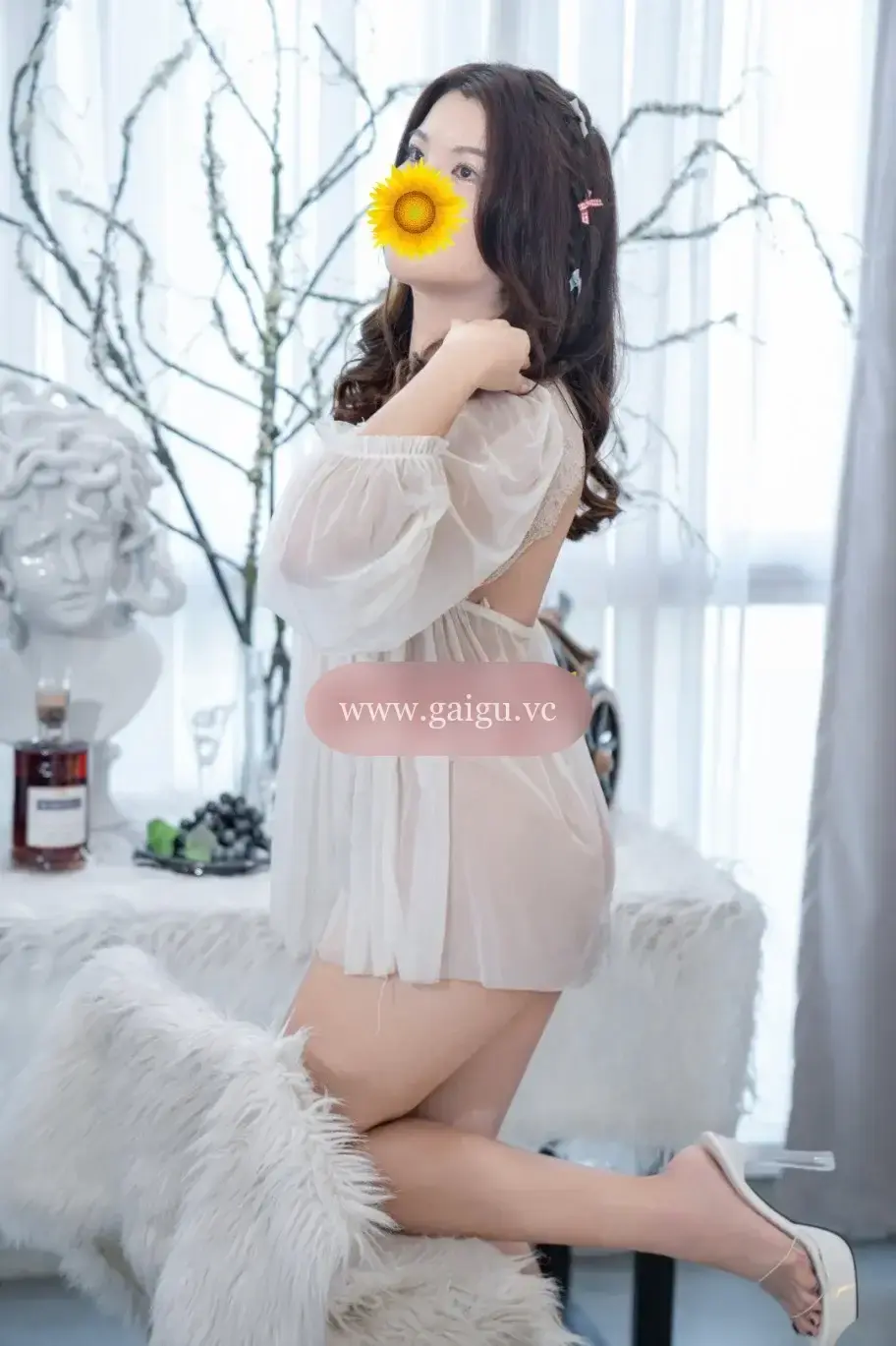 THƯ VY DỄ THƯƠNG VUI VẺ NHIỆT TÌNH