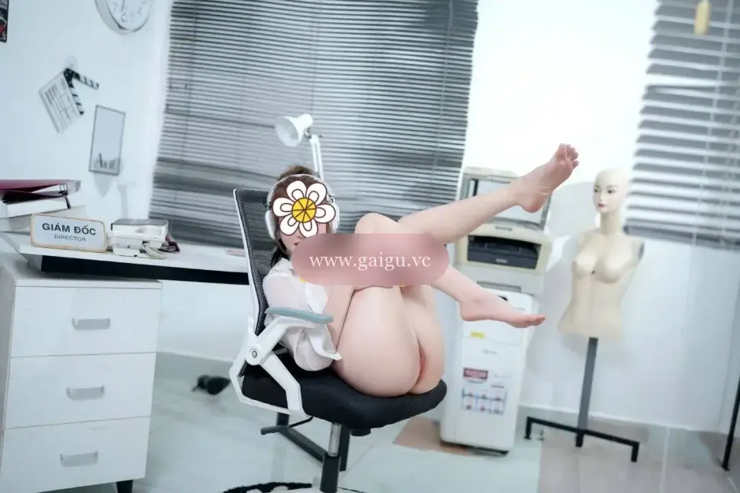 Mai Anh em xinh Vú to Căng Tròn