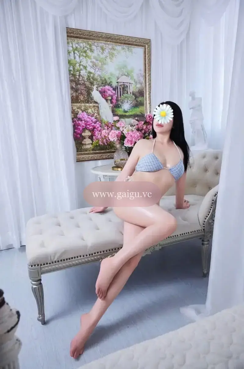 Thanh Hà _ Gái xinh, body nóng bỏng