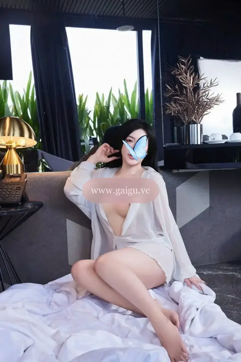 Hot ⭐ Pé Sửa Xinh Đẹp Chiều Chuộn Như Nhân Tình