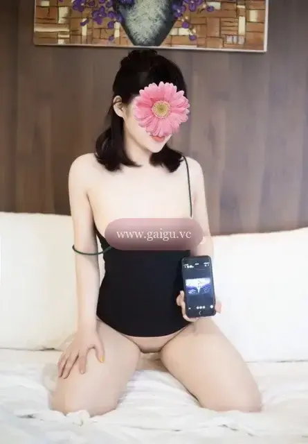 Trang Amy - Xinh Dâm, Kèn Sáo Đê Mê, Phục vụ tận tình