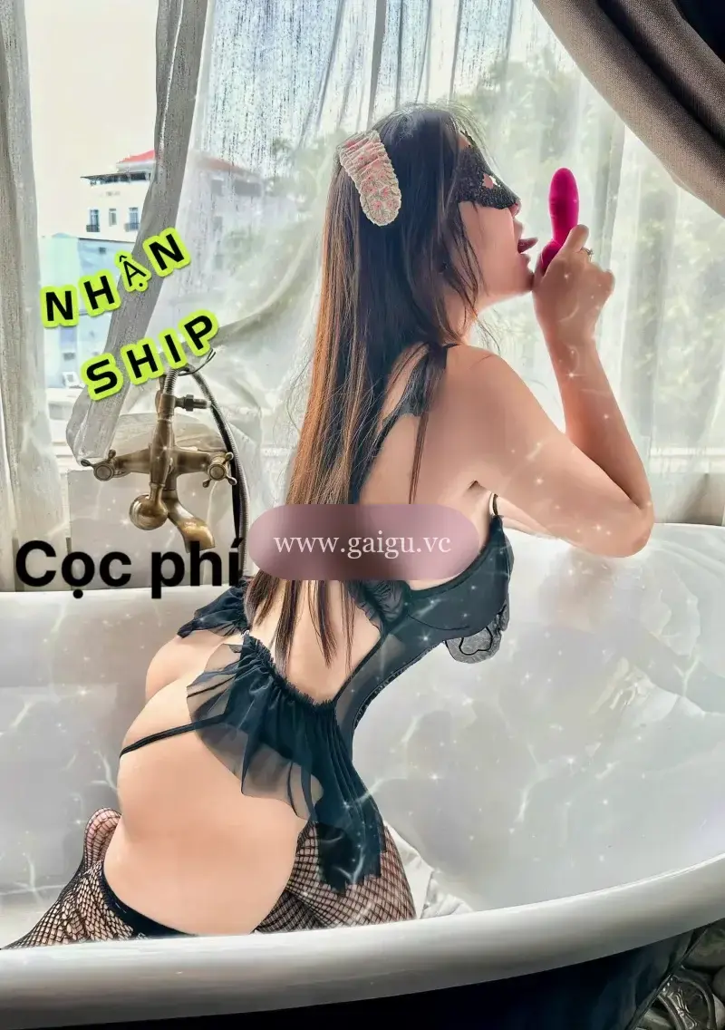 Na Nguyễn _HÓT SIÊU PHẨM VÚ BỰ MÔNG NẨY DOGY BAO PHÊ
