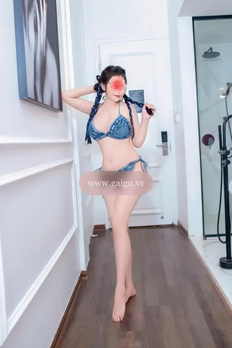 TRANG BABY - NGOAN HIỀN CHIỀU KHÁCH - DÂM DÃNG CHIỀU KHÁCH - VÚ TO MÔNG CONG - BÍM KHÍT NÌN NỊT