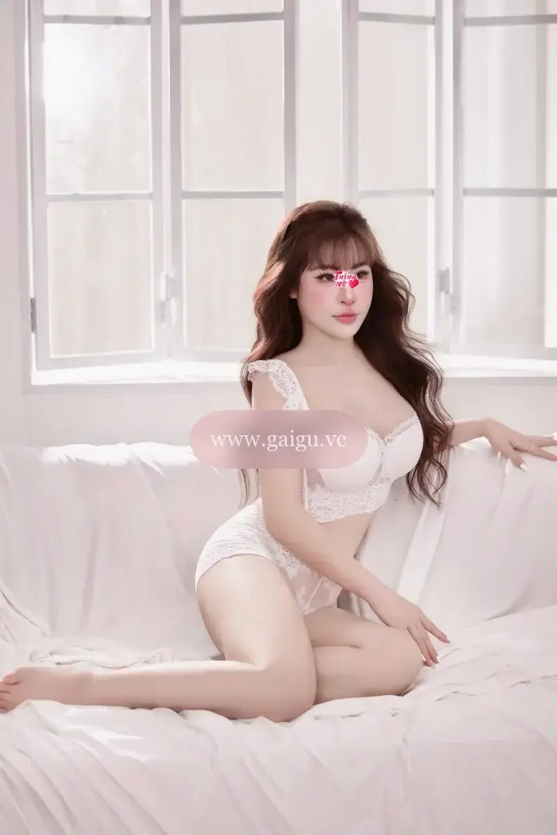 Diệu San - Diễn Viên Điện Ảnh Trong Hình Hài Một Em Gái Đi Khách !