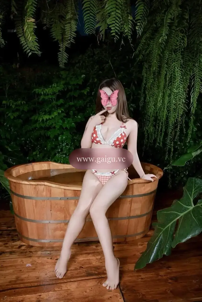 HOT BẢO NGỌC VẺ ĐẸP CỦA TẠO HÓA, XINH ĐẸP, SEXY, ĐẦY QUYẾN RŨ
