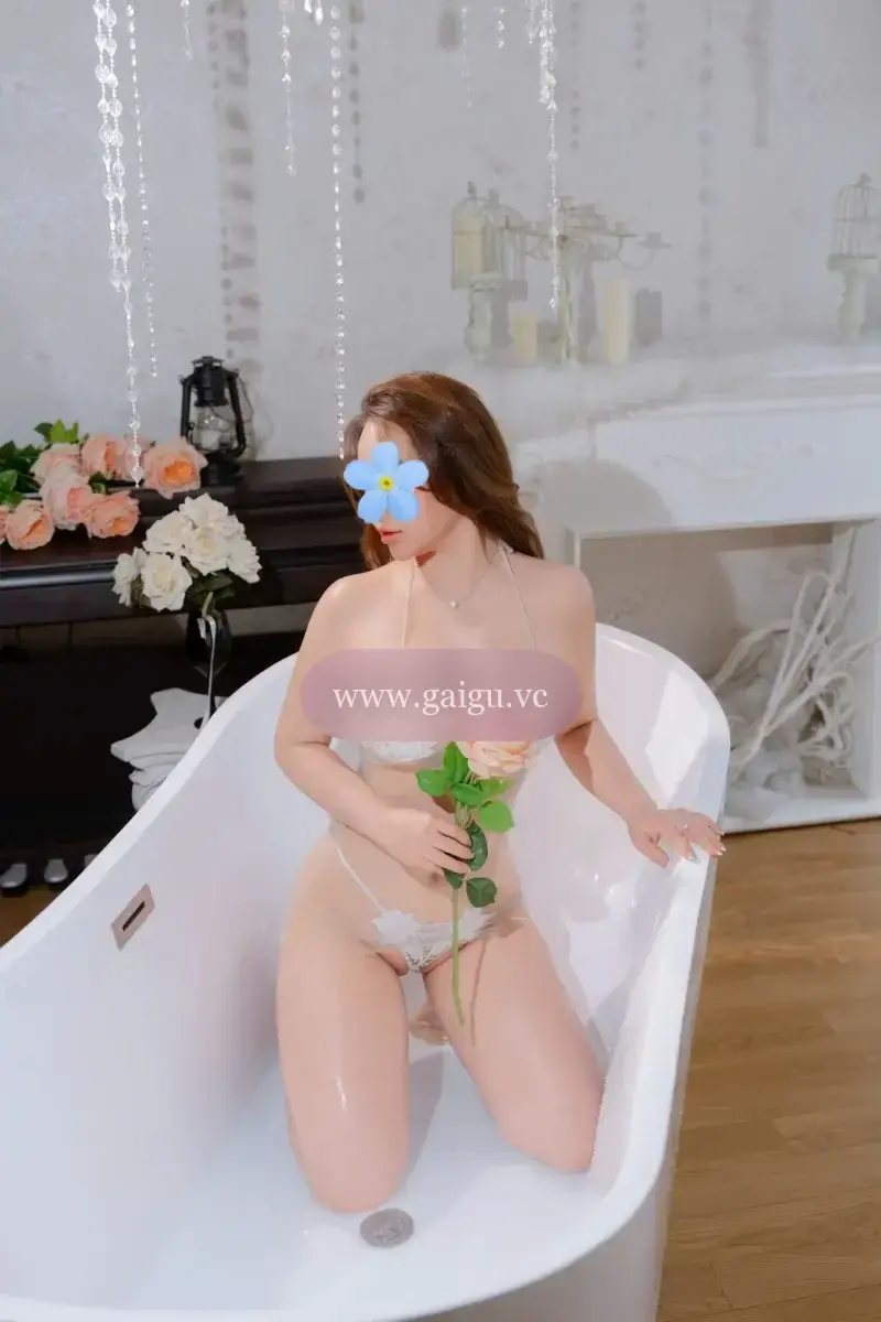 NHƯ QUỲNH - MẶT XINH - VÚ TO - DÂM ĐÃNG, LÀM TÌNH ĐÊ MÊ - DÂM DÊ TỚI BẾN