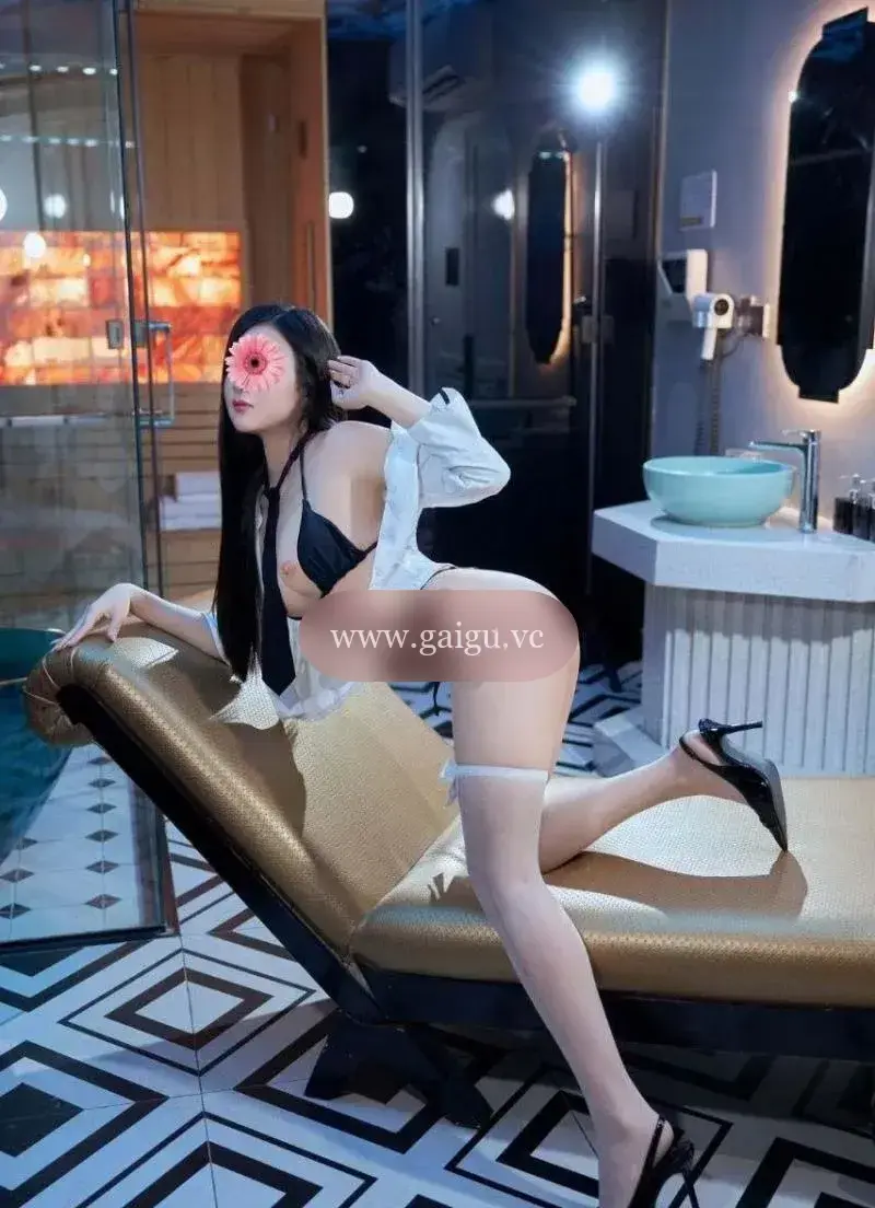 PHƯƠNG LINH - Tiểu Mỹ Nhân - Dâm xinh siêu chất