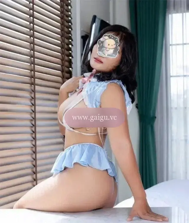 Hà Linh - Vú to, Bướm múp, làm tình bảo phê