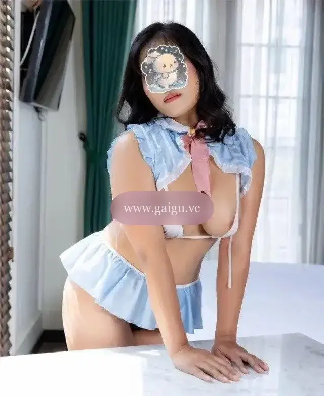 Hà Linh - Vú to, Bướm múp, làm tình bảo phê