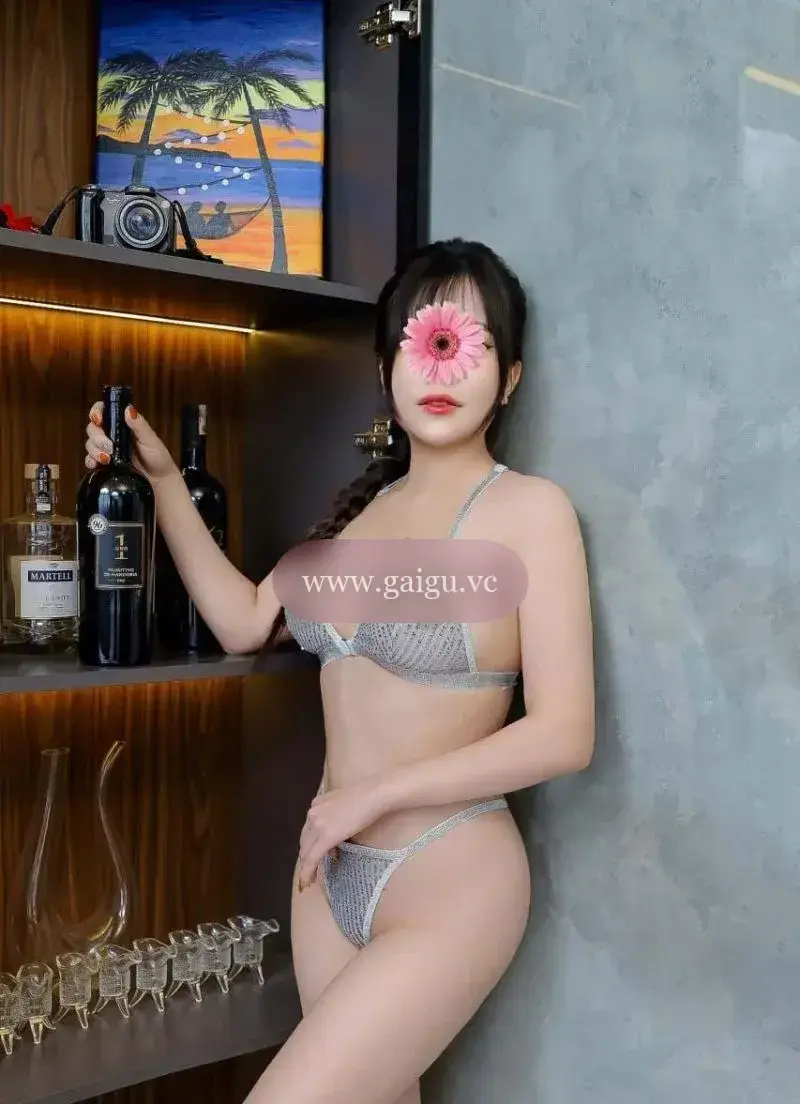 YẾN NHI - Dâm xinh body ngon - Ngực non siêu yêu