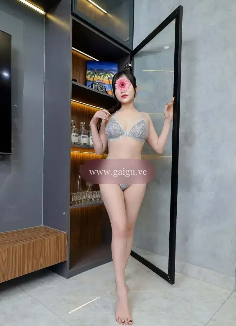 YẾN NHI - Dâm xinh body ngon - Ngực non siêu yêu