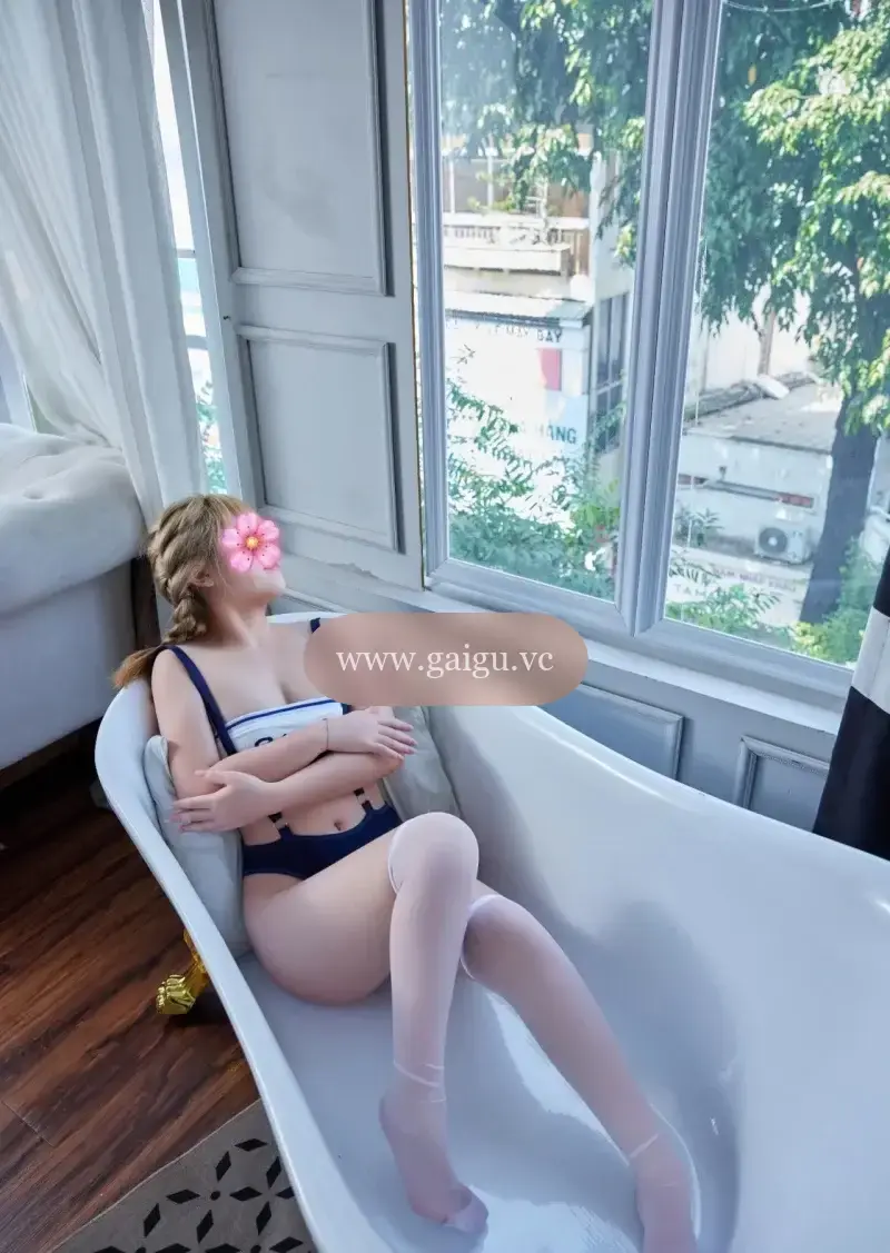 HOT GIRL NÓNG BỎNG SEXY GÁI MỚI LỚN