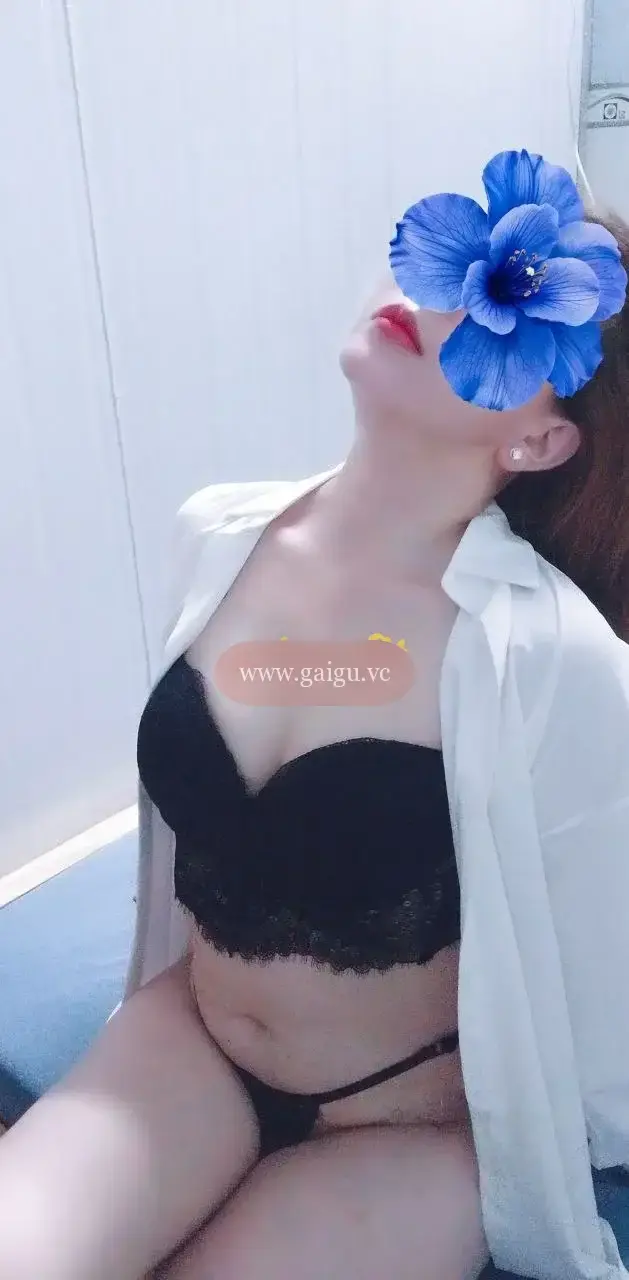[💥V.I.P✔ ]🌸Tuệ Anh🌸 GỢI CẢM QUYẾN RŨ, Xinh Đẹp, Dáng Mảnh Mai