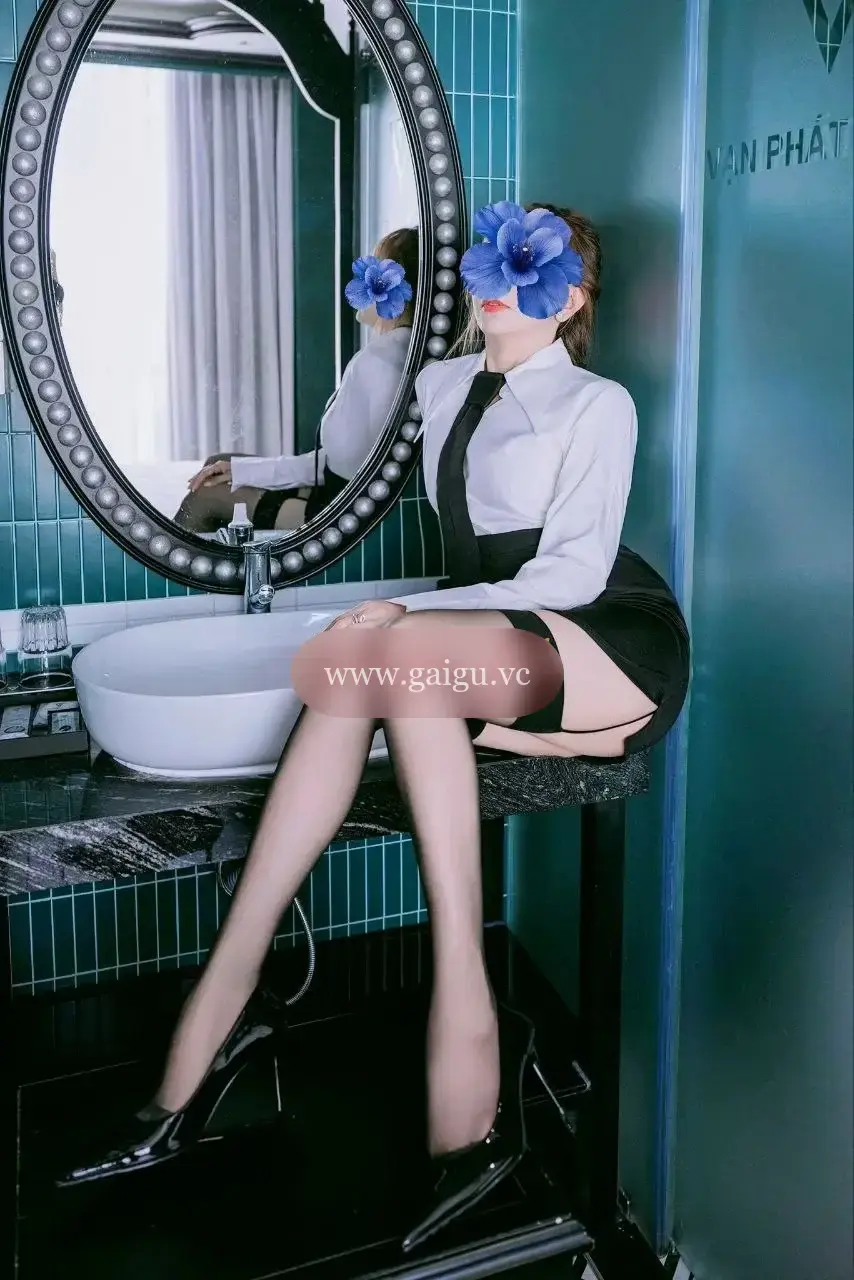 [💥V.I.P✔ ]🌸Tuệ Anh🌸 GỢI CẢM QUYẾN RŨ, Xinh Đẹp, Dáng Mảnh Mai